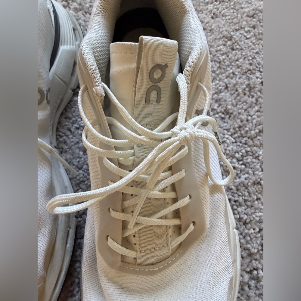 On CloudNova Sneakers - Picture 7 of 9